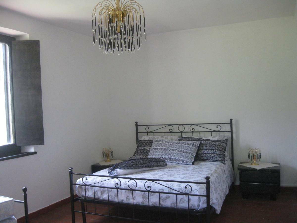 Alloggio Turistico Mooneyes Apartment Castiglione In Teverina Exterior photo